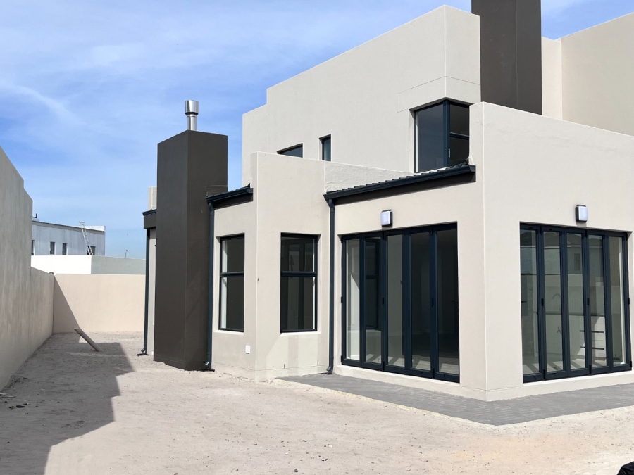 4 Bedroom Property for Sale in Sandown Western Cape